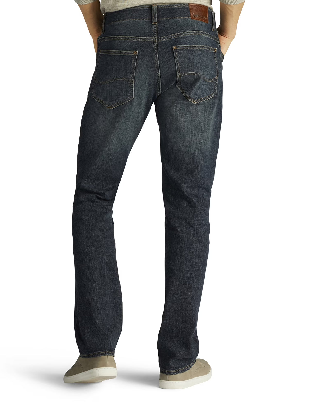 Men’S Big & Tall Extreme Motion Straight Fit Tapered Leg Jeans